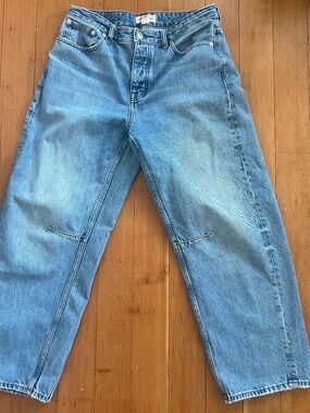 Madewell darted barrel leg jeans